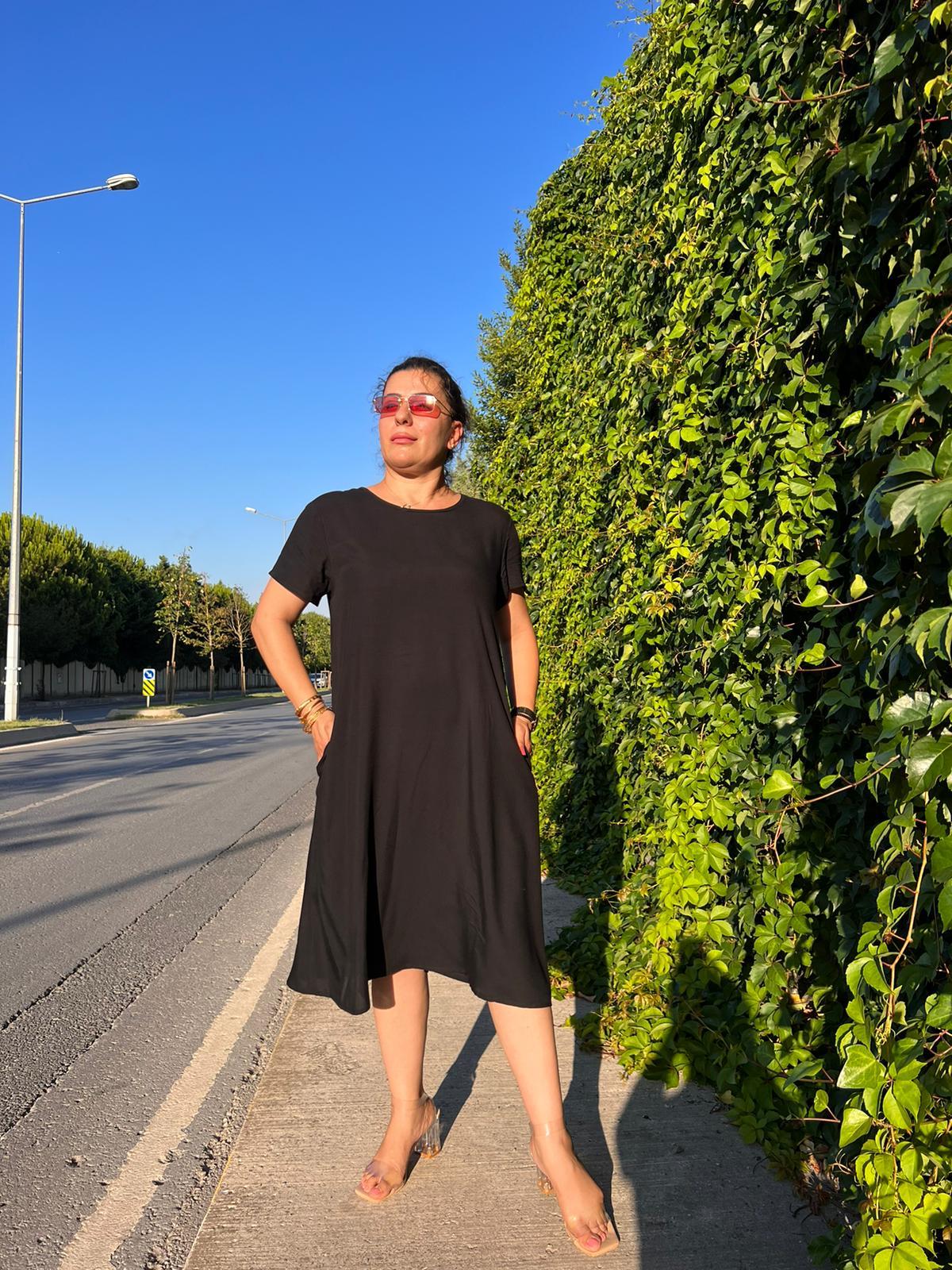 Siyah Basic Cepli Dokuma Pamuk Elbise