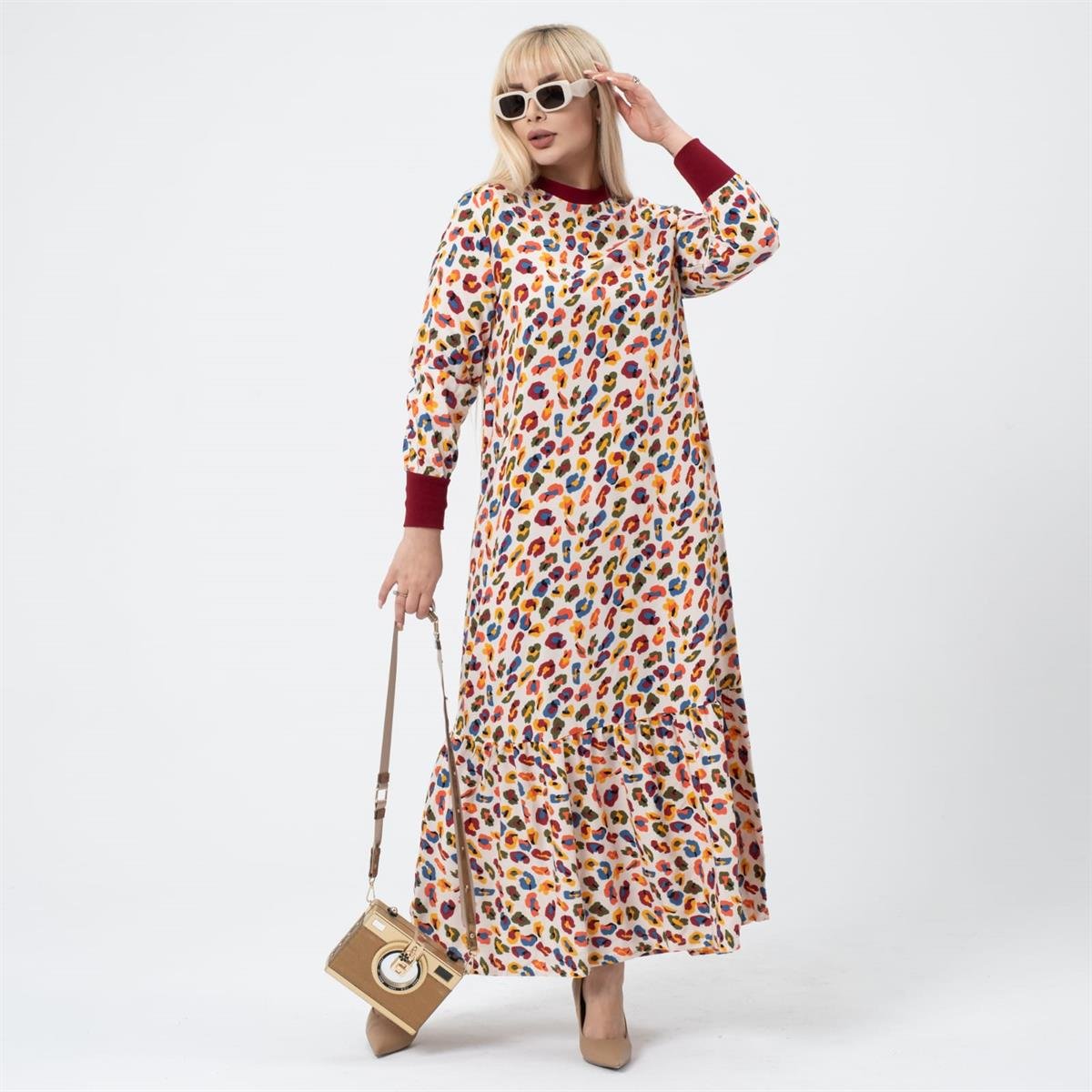 Tam Boy Tesettür Manşetli Büyük Beden Elbise