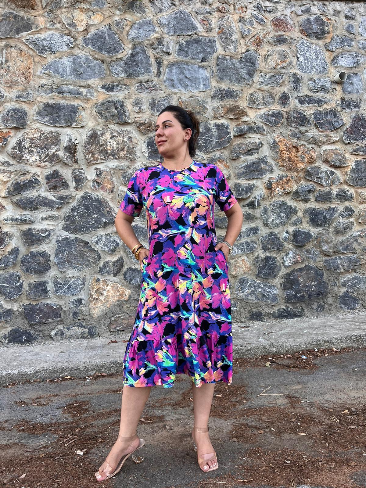 Mavi Desenli Eteği Fırfırlı Cepli Büyük Beden Elbise