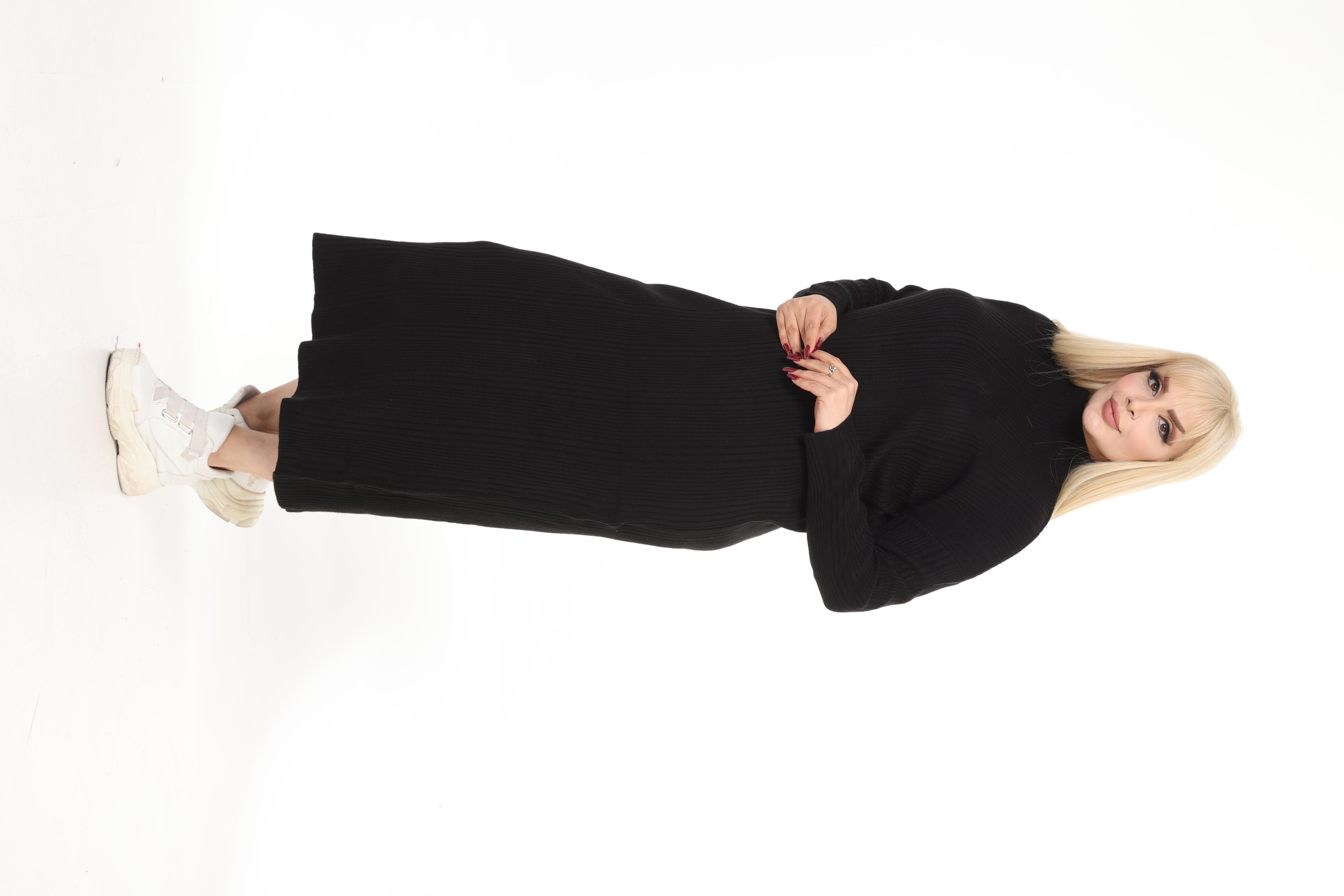 Siyah Yarım Balıkçı Yaka Triko Örme Elbise