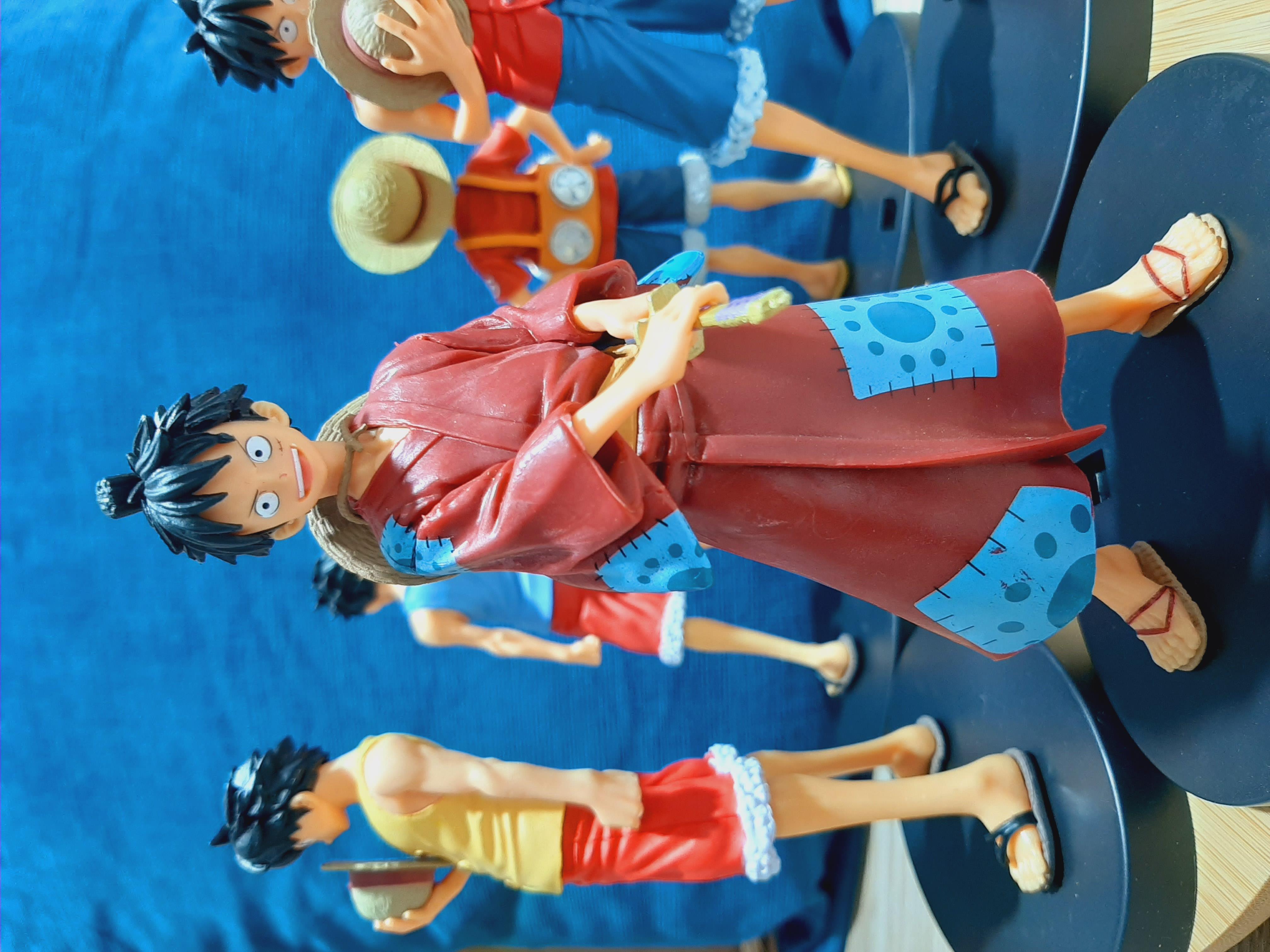 Monket D Luffy Kılıclı Karakter Figur