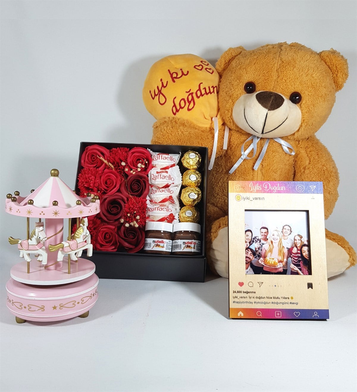 Doğum Günü Hediyesi Kişiye Özel İnstagram Çerçeve Fotoğraflı Atli Karınca Ferrero Çikolata Hediye Setleri
