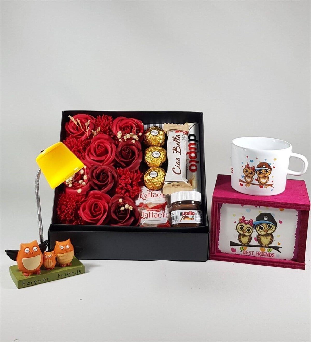 Best Friends Hediye Gül Kutusunda Ferrero Çikolata Kutulu Kupa Masa Lambası Set HEDİYE