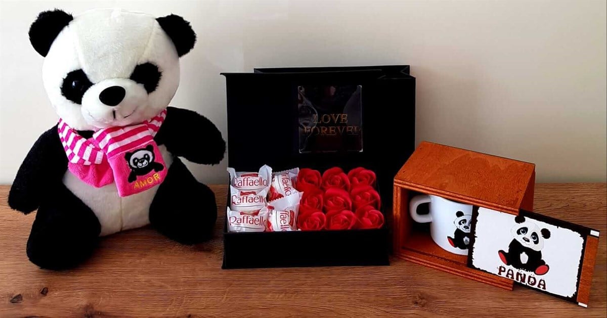Raffaello Rocher  Çikolata Sevimli Pelüş Panda Ve Kutulu Kupa Hediye Seti HEDİYE