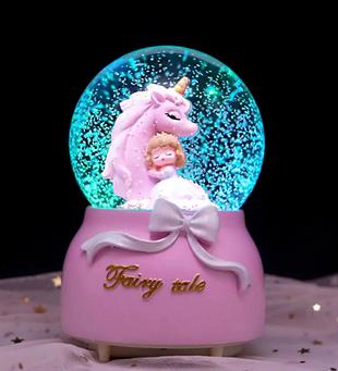 Unicorn Friends Işıklı Müzikli Kar Küresi BANYO GURUBU