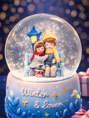 Romantik  Aşkıklar Kar Küresi – Gitar Çalan Sevgili Figürlü Müzikli Kar Küresi DOĞUM GÜNÜ HEDİYESİ