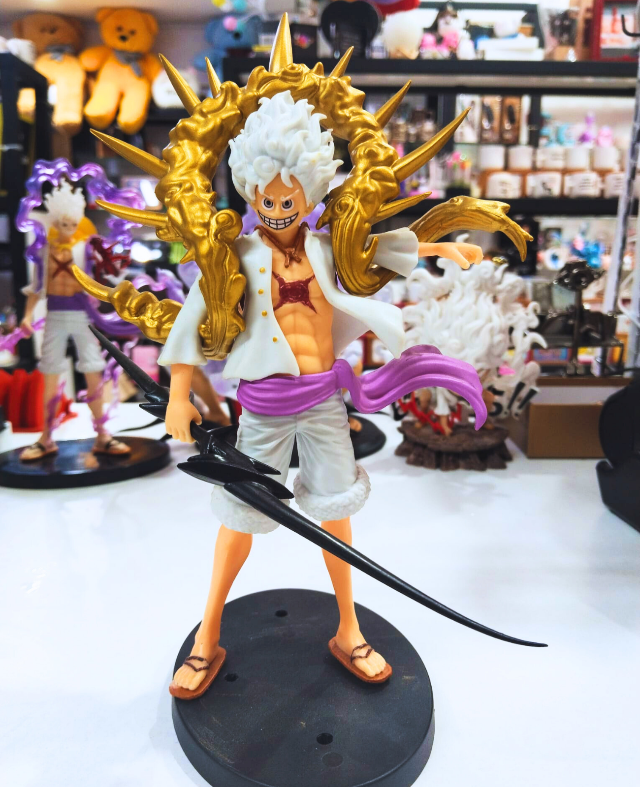 Luffy Karakter Figürü 20cm - Altın Detaylı Kılıçlı Koleksiyon Anime Figürü KARAKTER FİGÜR