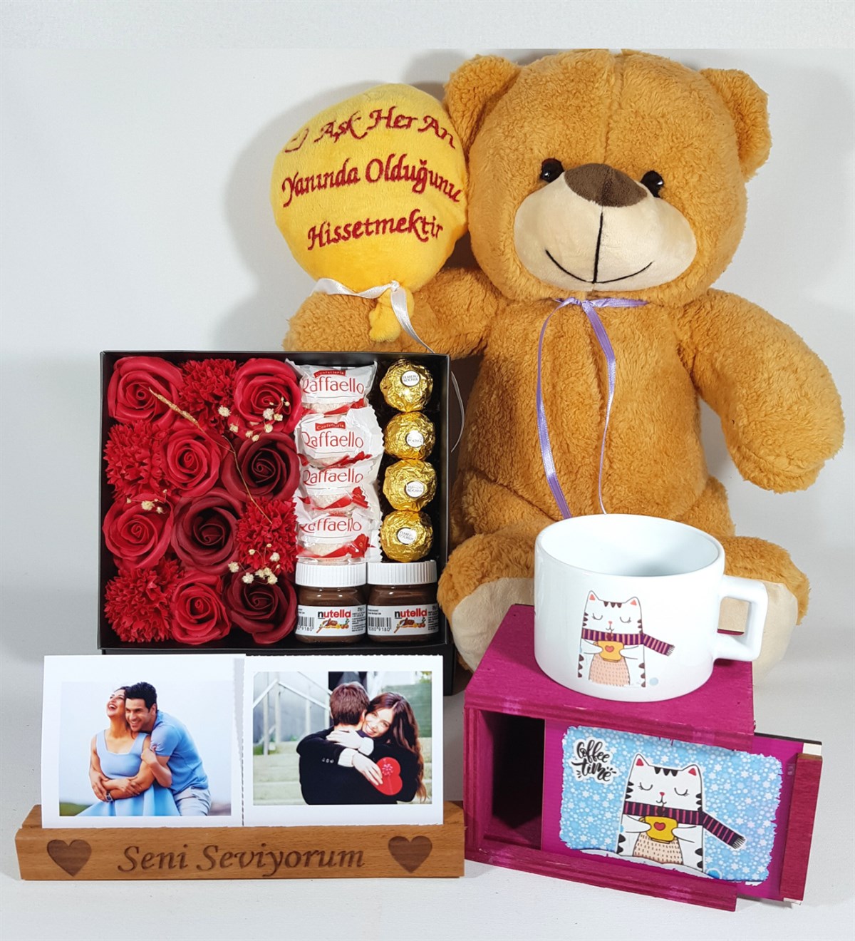 Sevgiliye Hediye Kişiye Özel 2 Adet Fotoğraflı Kedi Kutulu Kupa Ferrero Çikolata Hediye Set Hediye Setleri