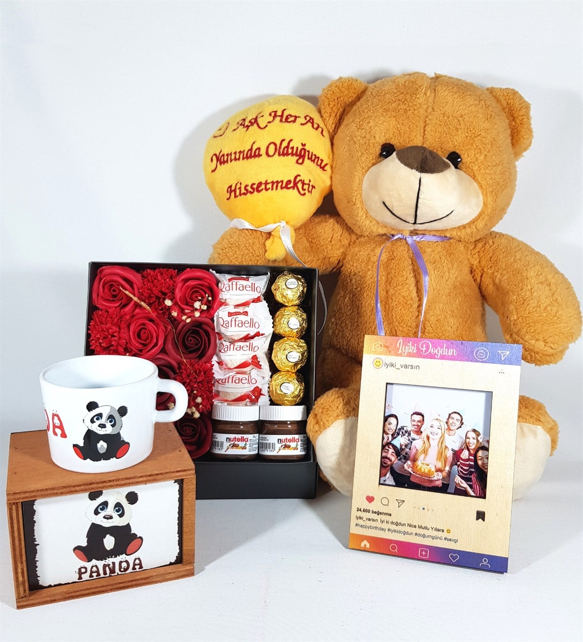 Kişiye Özel Sevgiliye Hediye İnstagram Çerçeve Kutulu Panda Kupa Ferrero Çikolata Hediye Setleri