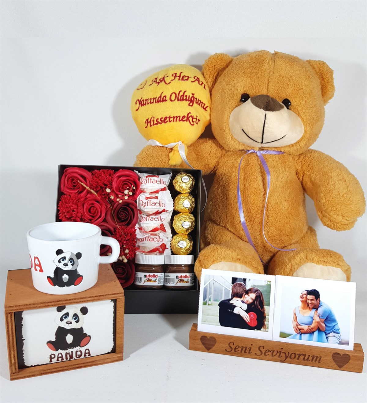 Kişiye Özel Sevgiliye Hediye 2 Adet Fotoğraflı Panda Kutulu Kupa Ferrero Çikolata Hediye Hediye Setleri