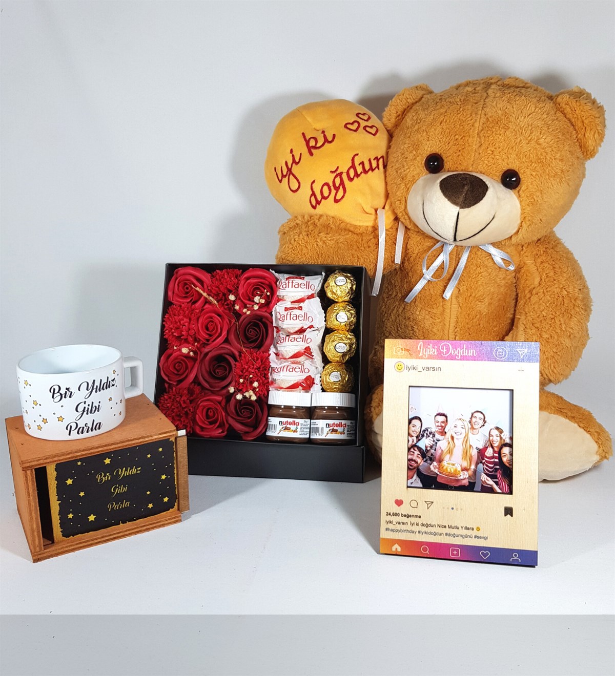 Kişiye Özel Doğum Günü Hediye İnstagram Çerçeve Fotoğraflı Yıldızlar Kupa Ferrero Çikolata Hediye Setleri