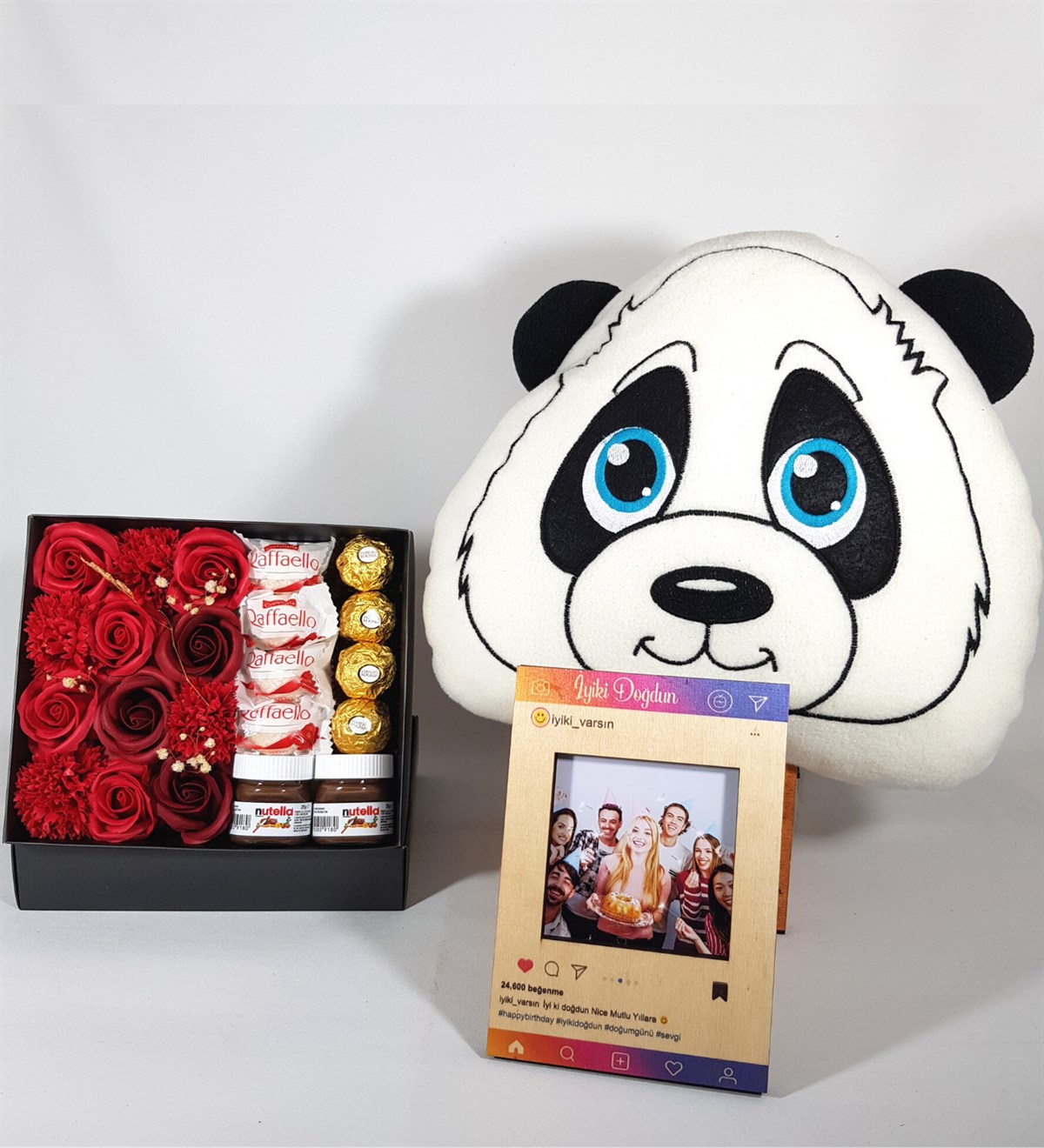 Kişiye Özel Fotoğraflı İnstagram Çerçeve Panda Polar Yastık Gül Kutusunda Karışık Çikolata Set Hediye Setleri