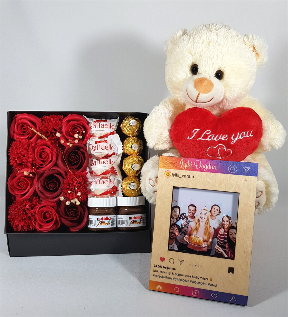 I Love You Ayıcık Kişiye Özel Fotoğraflı İnstagram Çerçeve Gül Kutusunda Karışık Çikolata Hediye Setleri