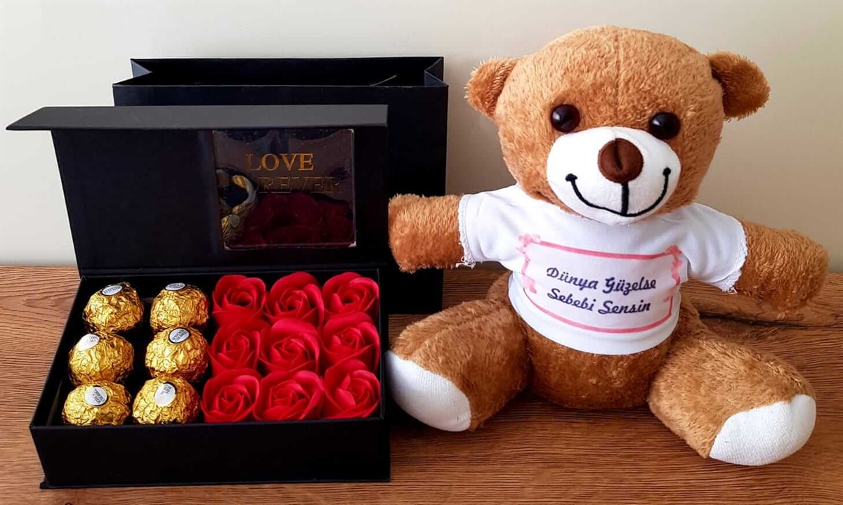 Ayıcık Dünya Güzeline Hediye Kırmızı Gül Kutusunda Ferrero Rocher Çikolata Seti HEDİYE