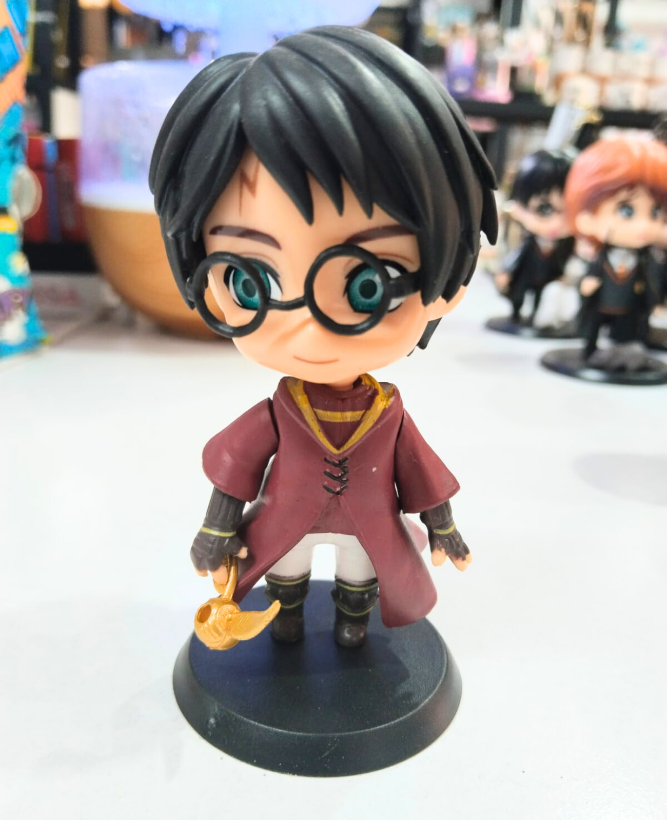Harry Potter Figürü – Ünlü Sihirbaz Kıyafetleriyle Koleksiyonunda! HARRY POTER FİGÜR