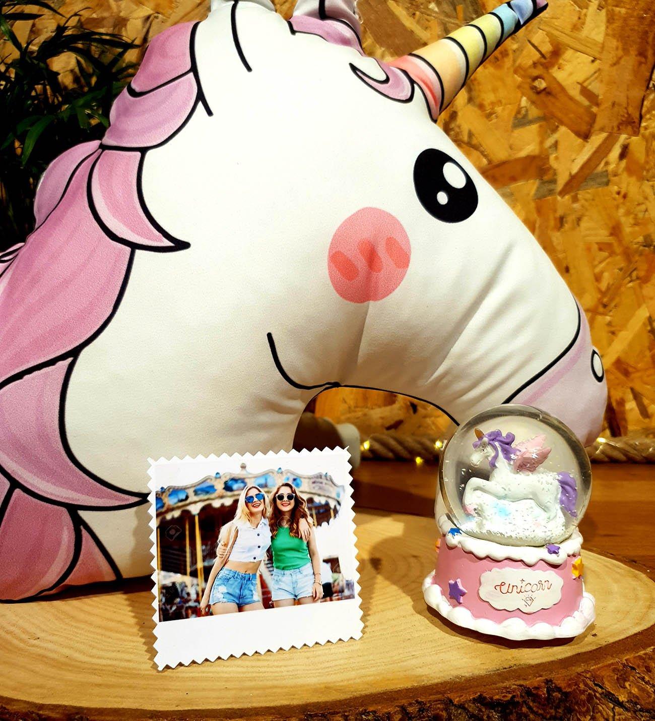 Kişiye Özel Magic Unicorn Işıklı Kar Küresi Ve 3D Unicorn Yastık Arkadaşa Hediye BANYO GURUBU