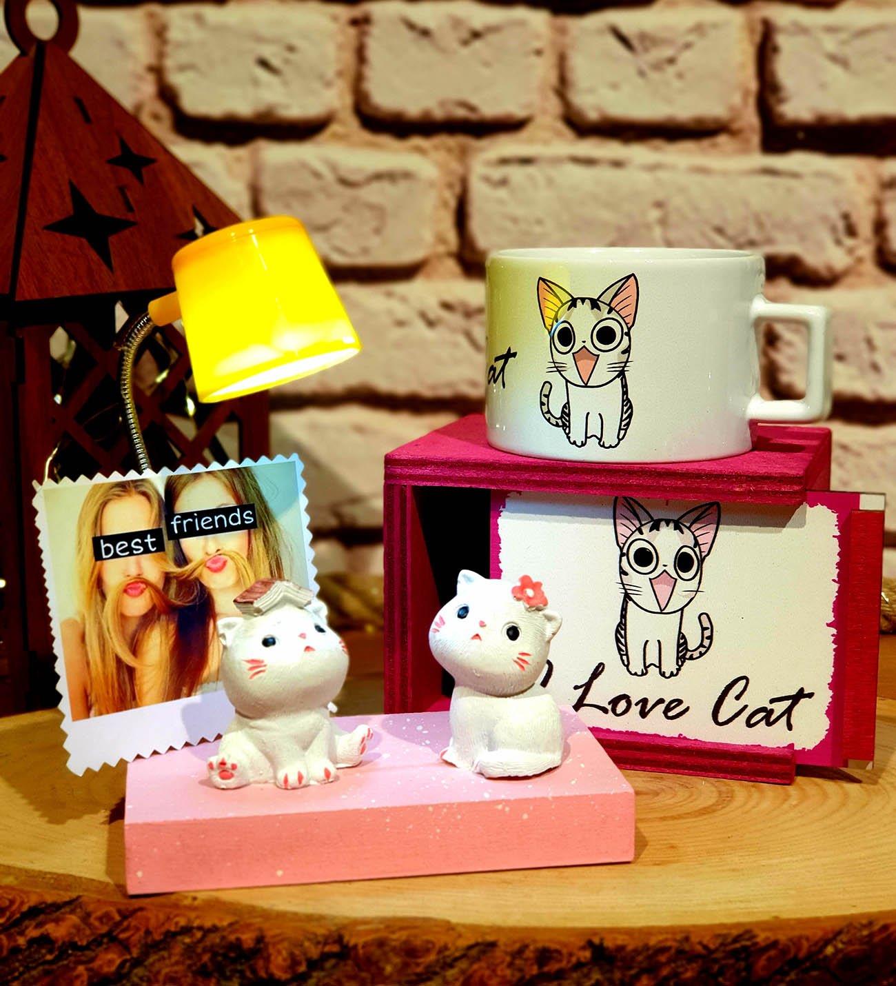 Kişiye Özel Sevimli Dost Masa Lambası Ve Sevimli Kedi Kupa Arkadaşa Hediye BANYO GURUBU