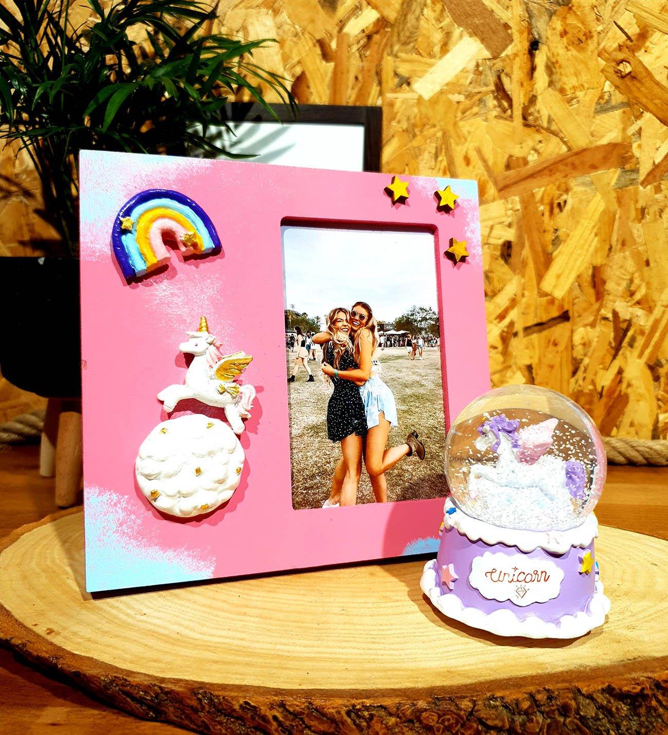 Kişiye Özel Dream Unicorn Işıklı Kar Küresi & 3D Biblolu Çerçeve Arkadaşa Hediye BANYO GURUBU