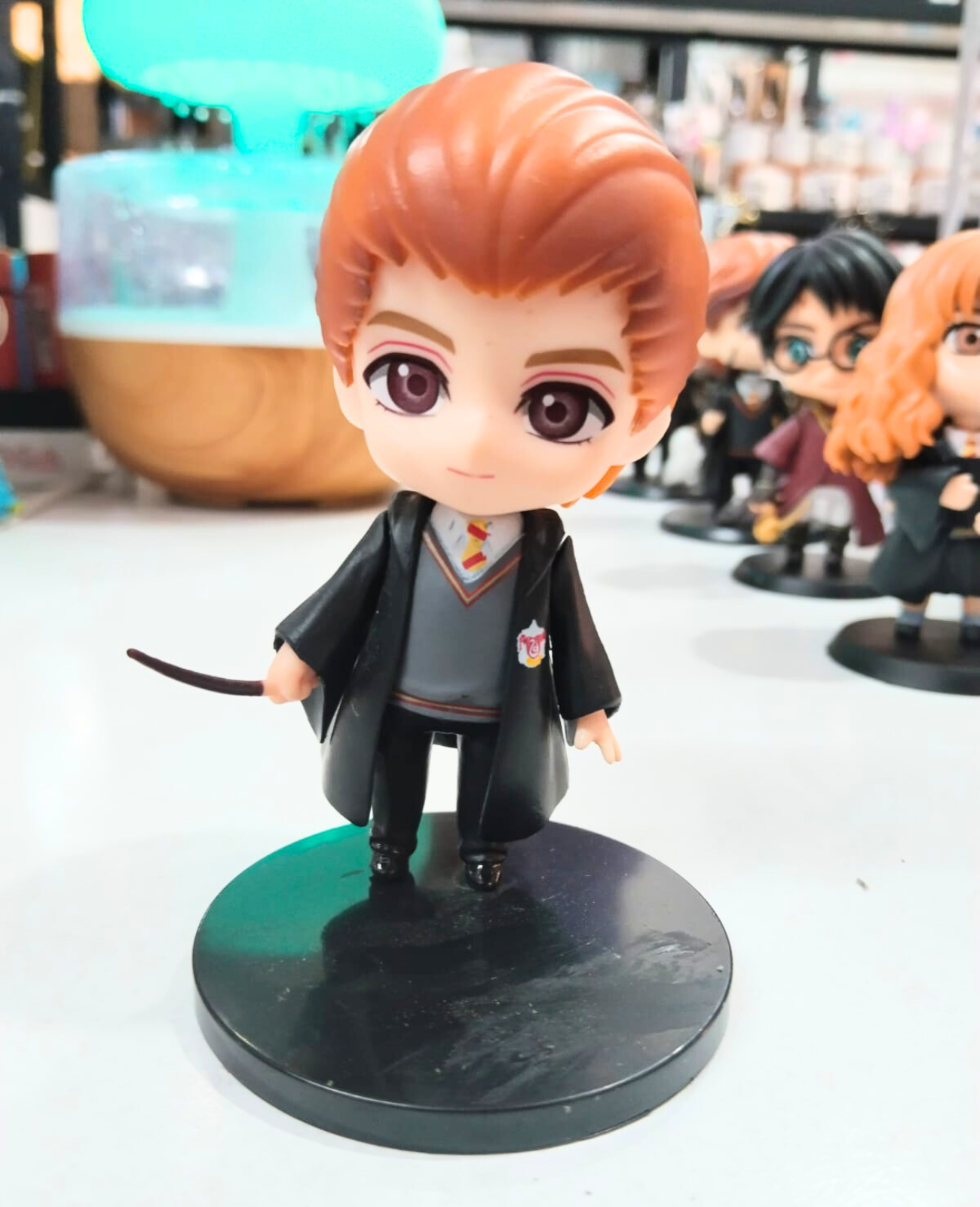 Ron Weasley Figürü – Ailesine Sadık, Cesur Gryffindor Kahramanı! HARRY POTER FİGÜR