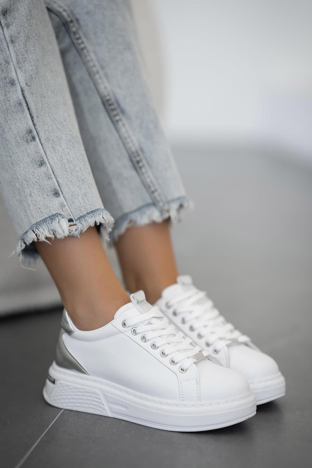 Carol Kadın Deri Kalın Taban Bağcıklı Sneakers Beyaz Gümüş