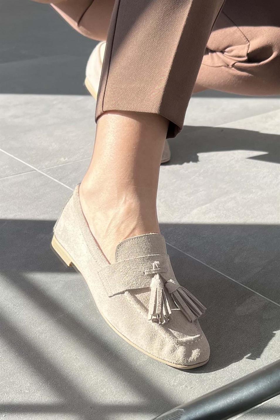 Holly Kadın Püsküllü Hakiki Süet Deri Loafer Ayakkabı Bej