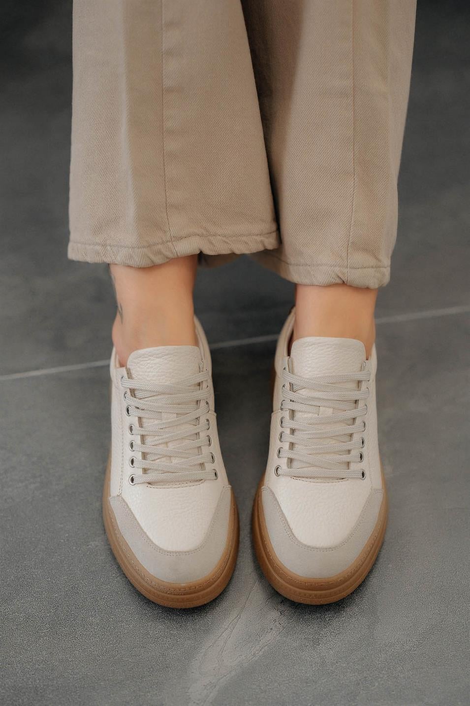 Monar Kadın Bağcıklı Hakiki Deri Sneakers Bej