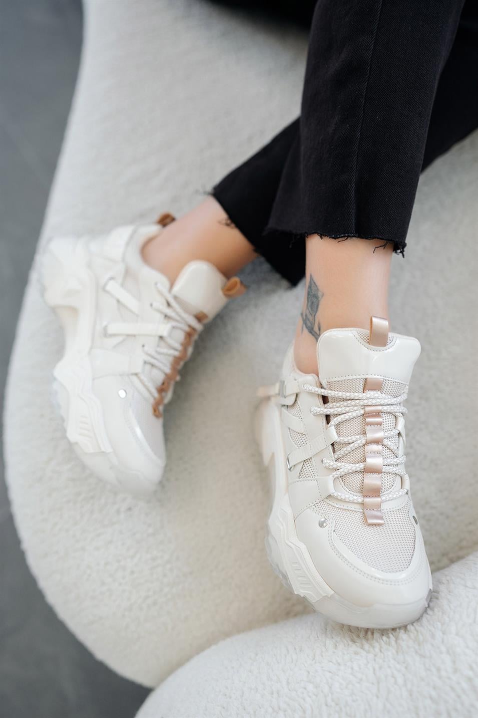 Trow Kadın Bağcıklı Kalın Tabanlı Sneakers Beyaz