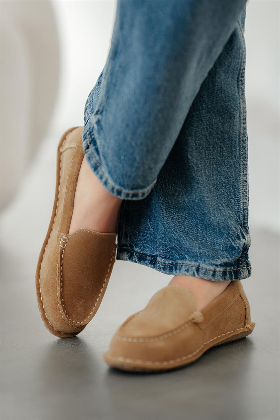 Ugaro Kadın Hakiki Süet Loafer Ayakkabı Camel