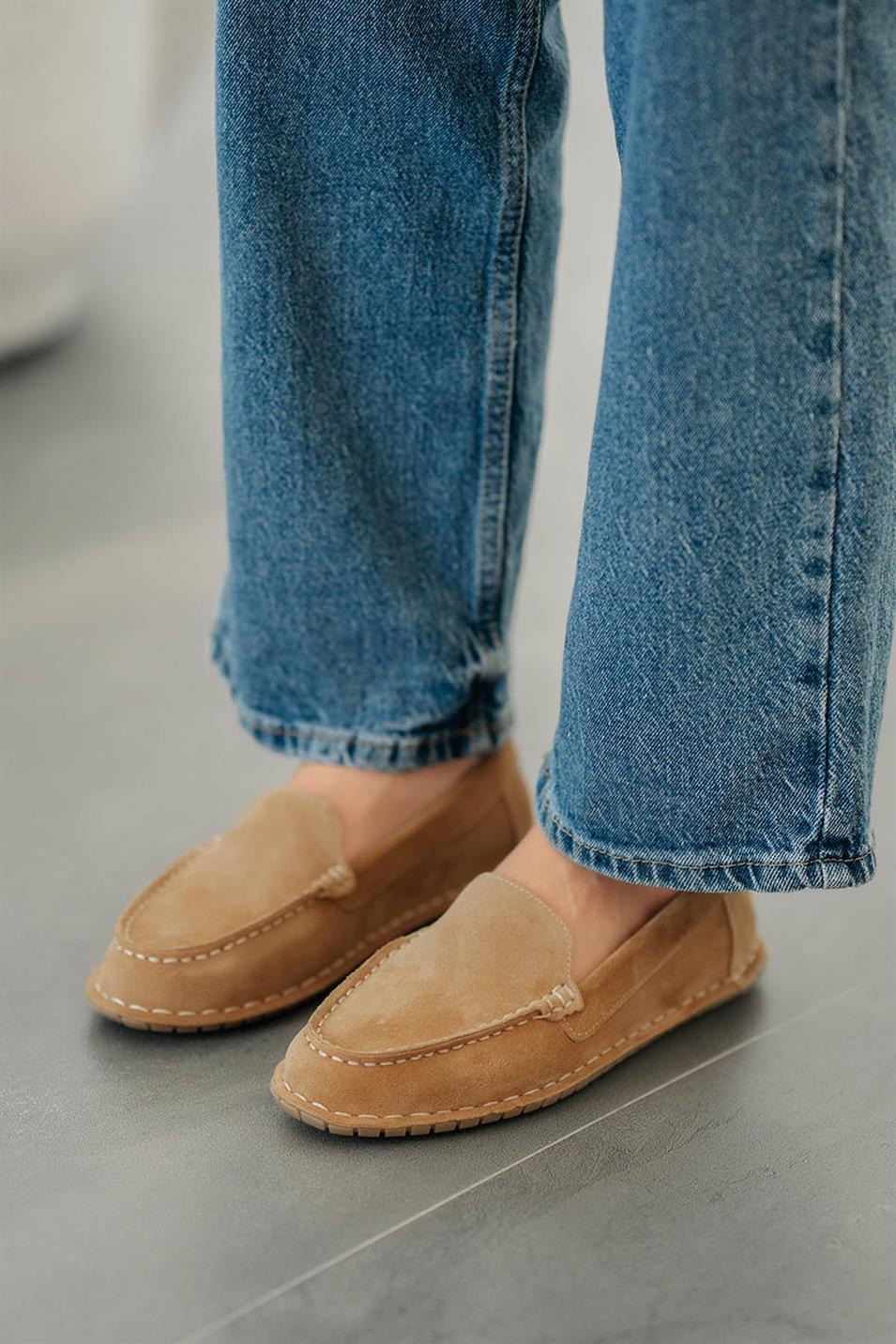 Ugaro Kadın Hakiki Süet Loafer Ayakkabı Camel