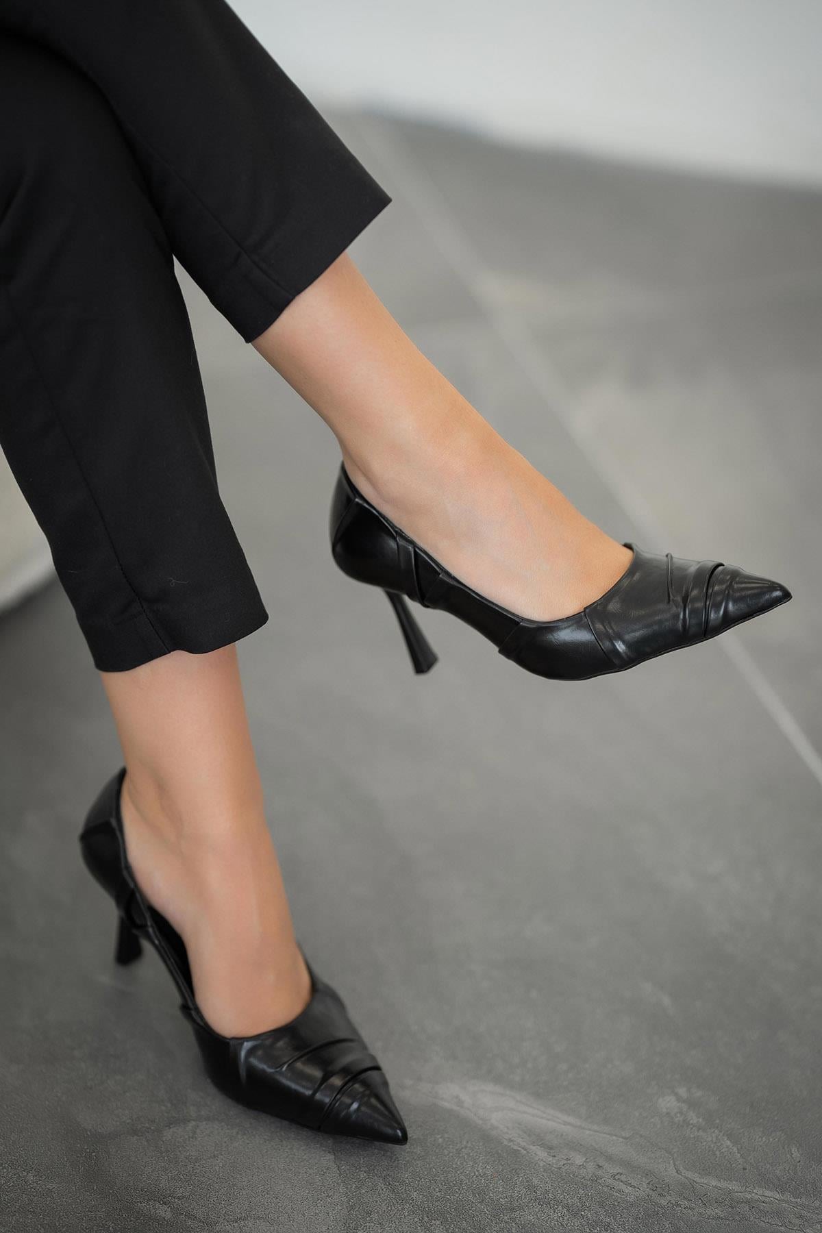 Elva Pileseli Kadın Deri Stiletto Siyah