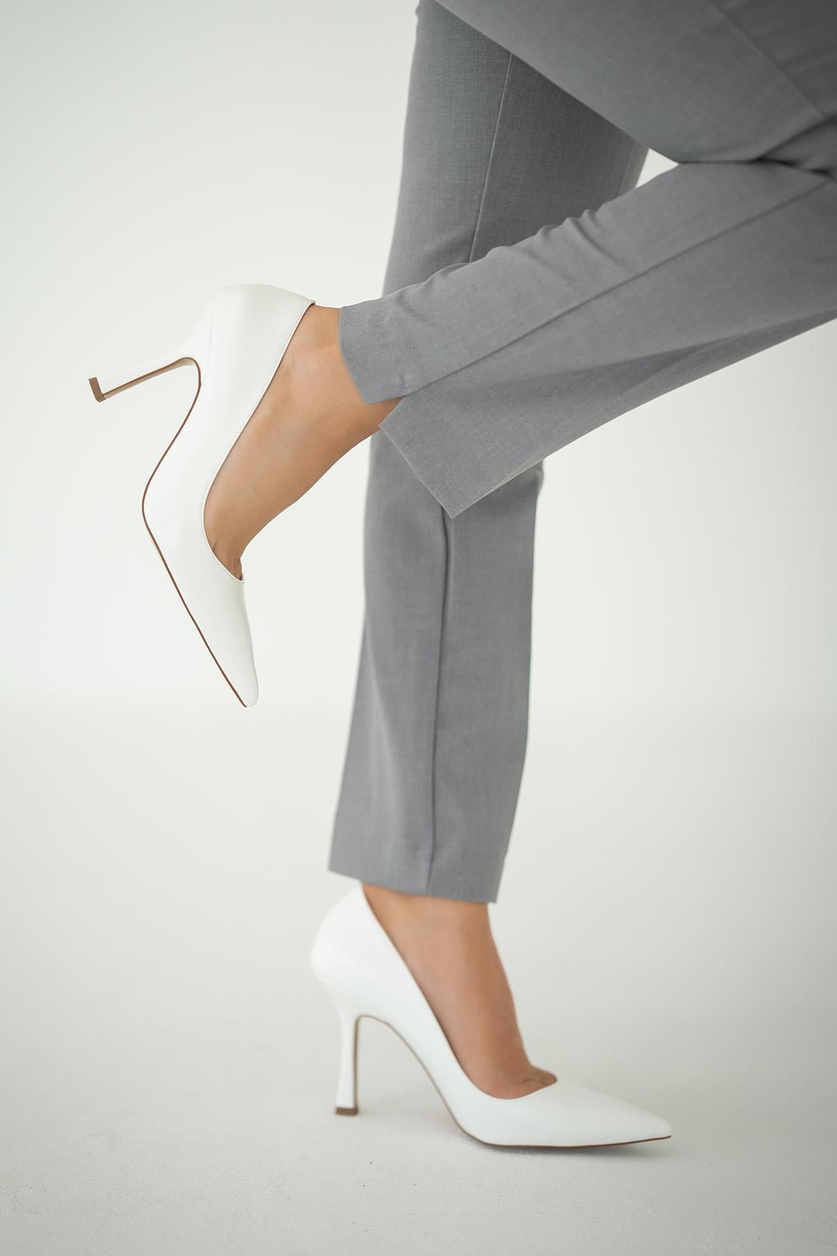 Nell İnce Topuklu Deri Stiletto Beyaz