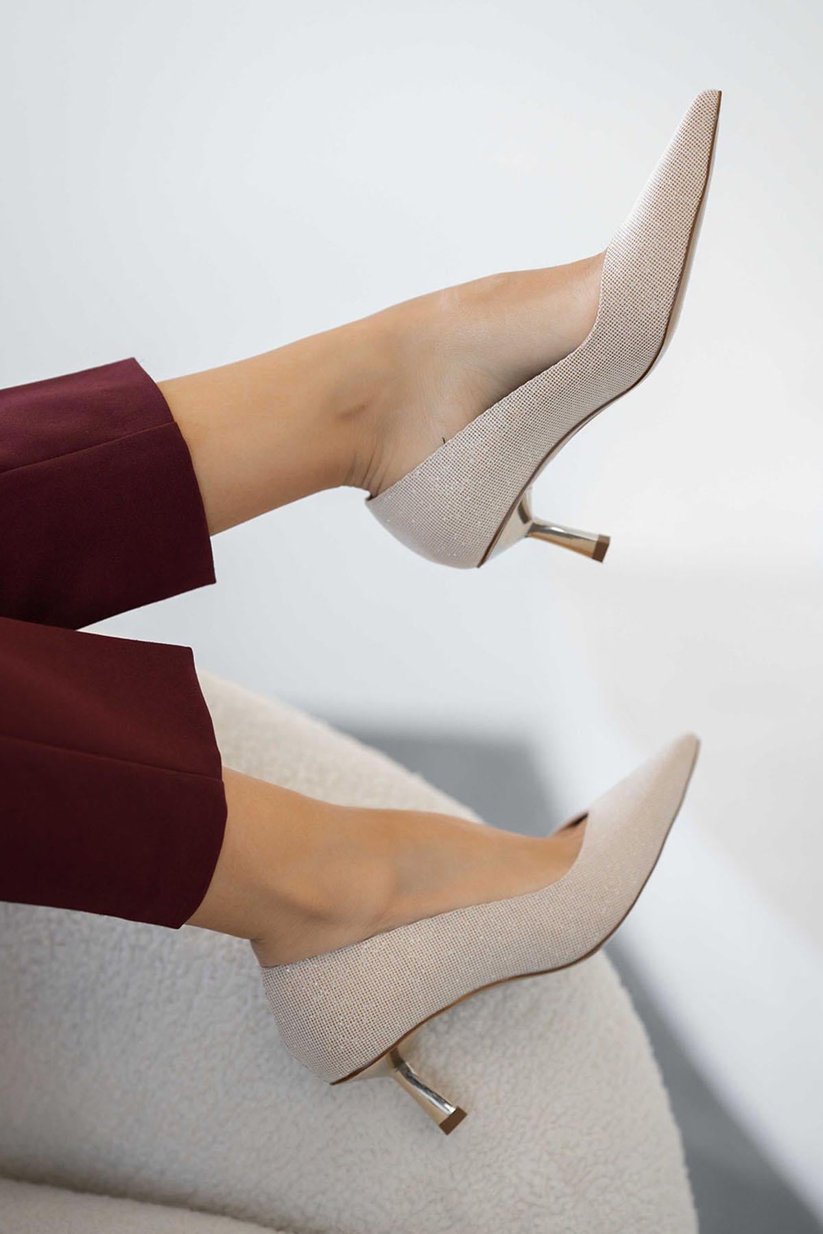 Ruby Kadın Topuklu Simli Kumaş Abiye Ayakkabı Altın