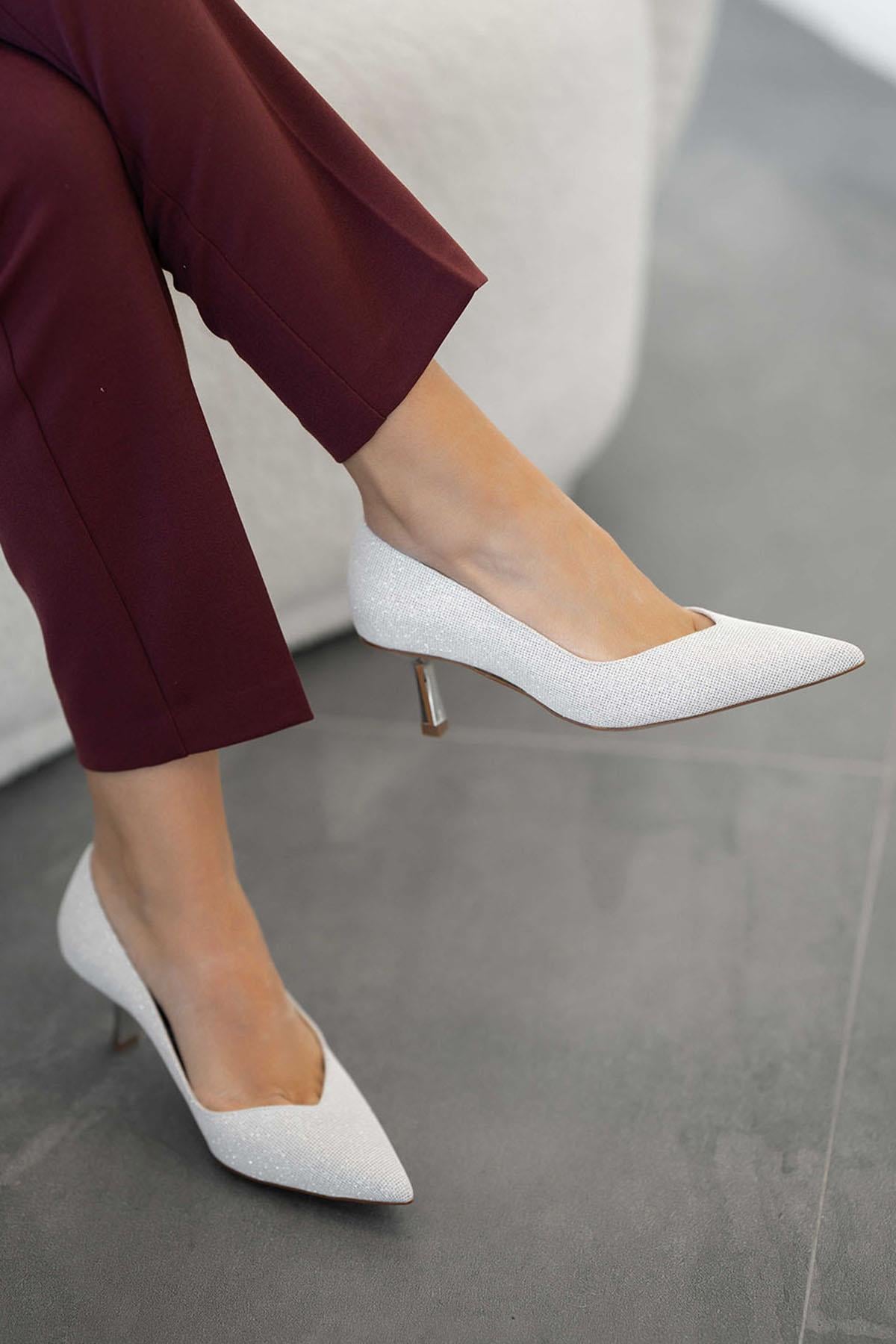 Ruby Kadın Topuklu Simli Kumaş Abiye Ayakkabı Gümüş