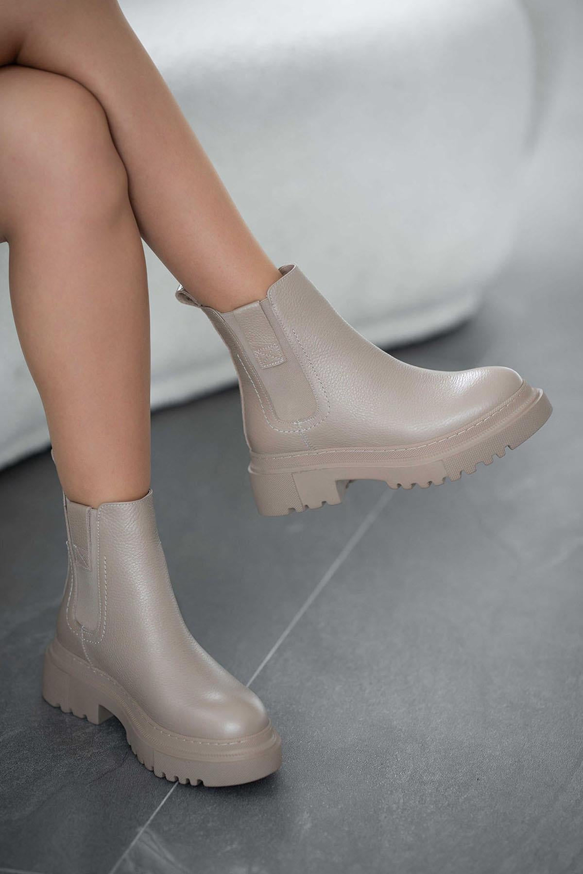 Senya Lastikli Kadın Hakiki Deri Bot Vizon