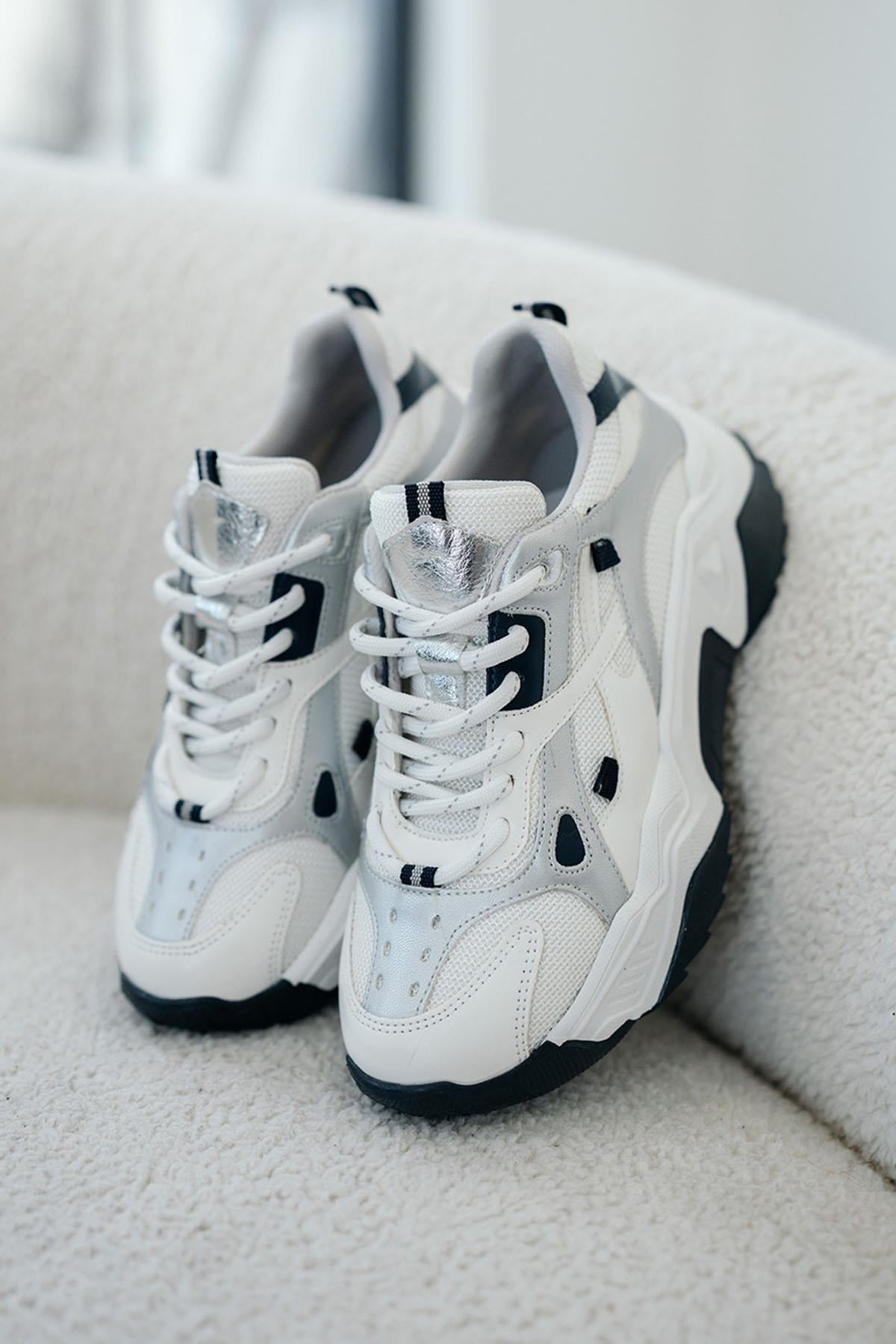 Tona Kadın Kalın Tabanlı Bağcıklı Sneakers Beyaz