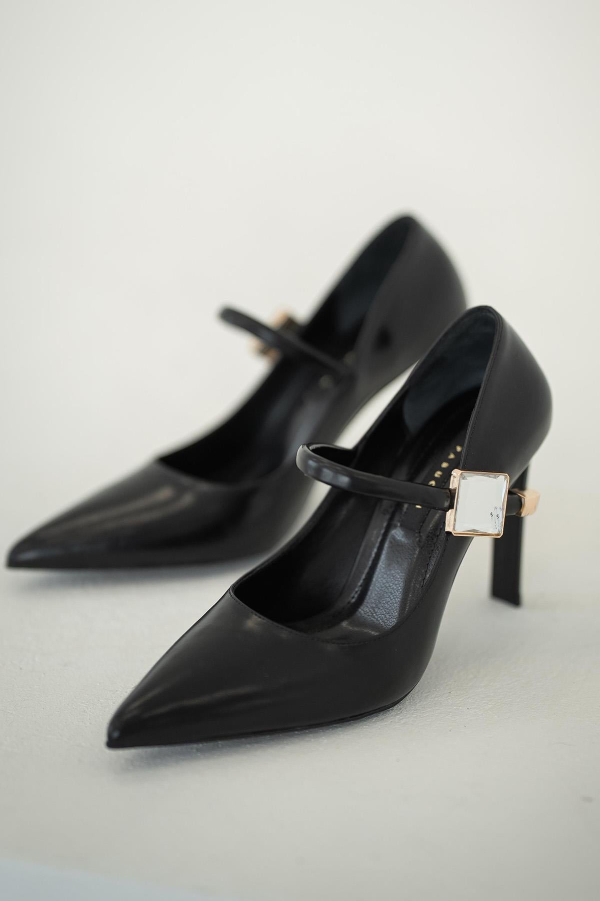 Trok Taş Detaylı Kadın Deri Stiletto Siyah