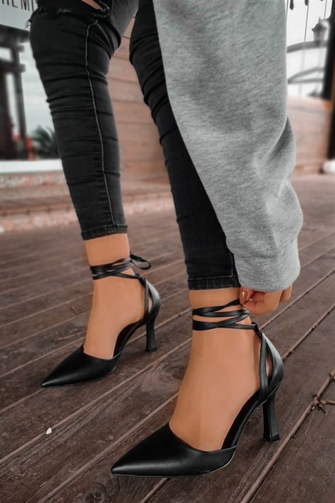 Bret Kadın Deri Bilekten Bağlamalı Topuklu Stiletto Siyah