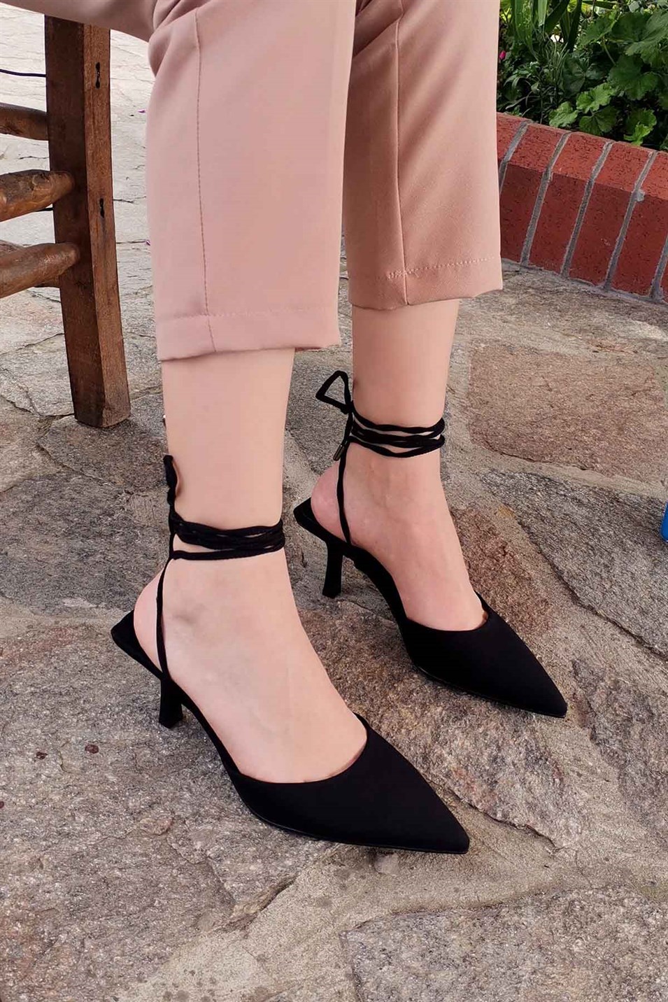 Felipe Kadın Saten Bilekten Bağcıklı Topuklu Ayakkabı Siyah