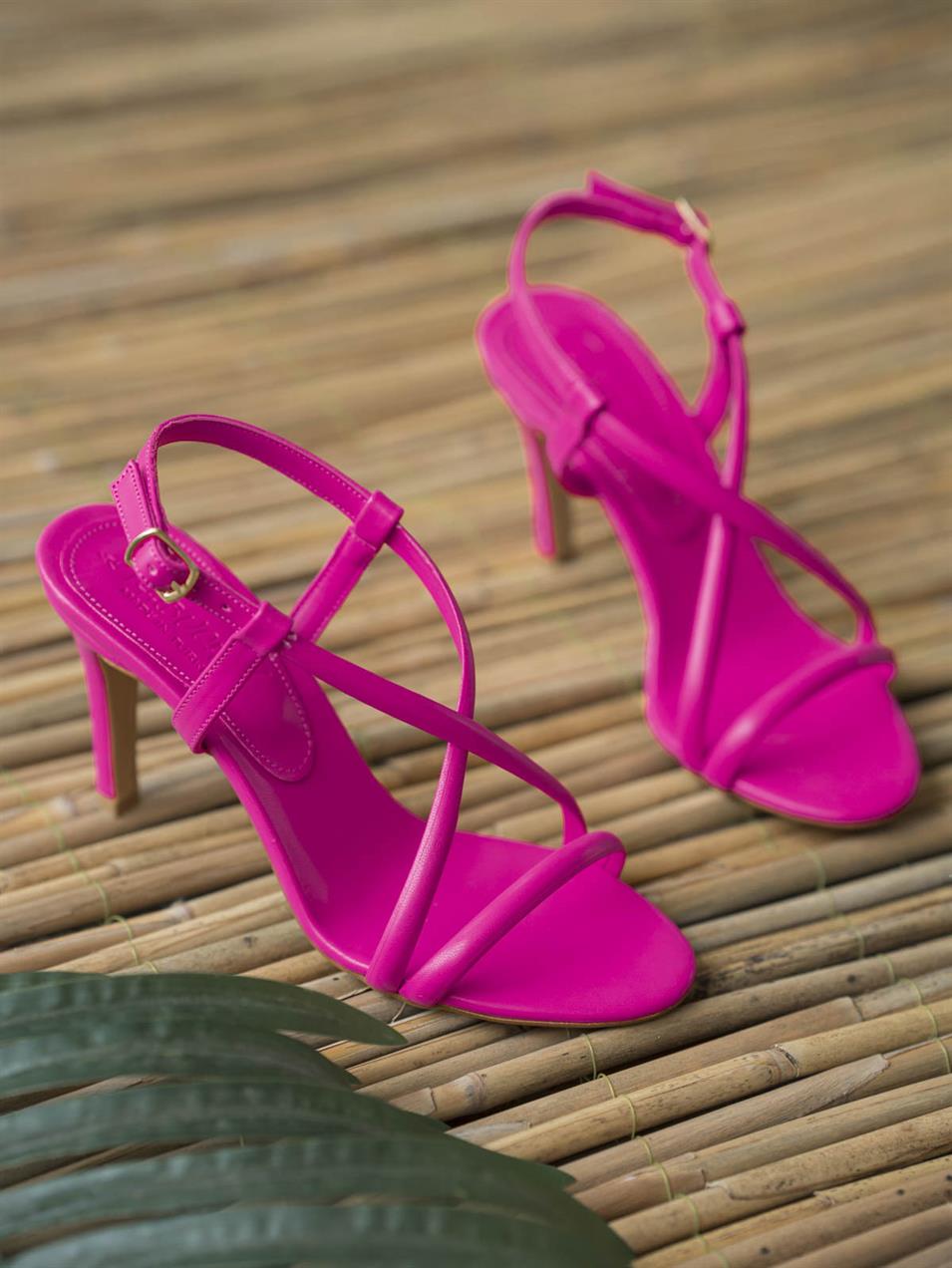 Limos İnce Bantlı Kadın Topuklu Deri Ayakkabı Fuşya