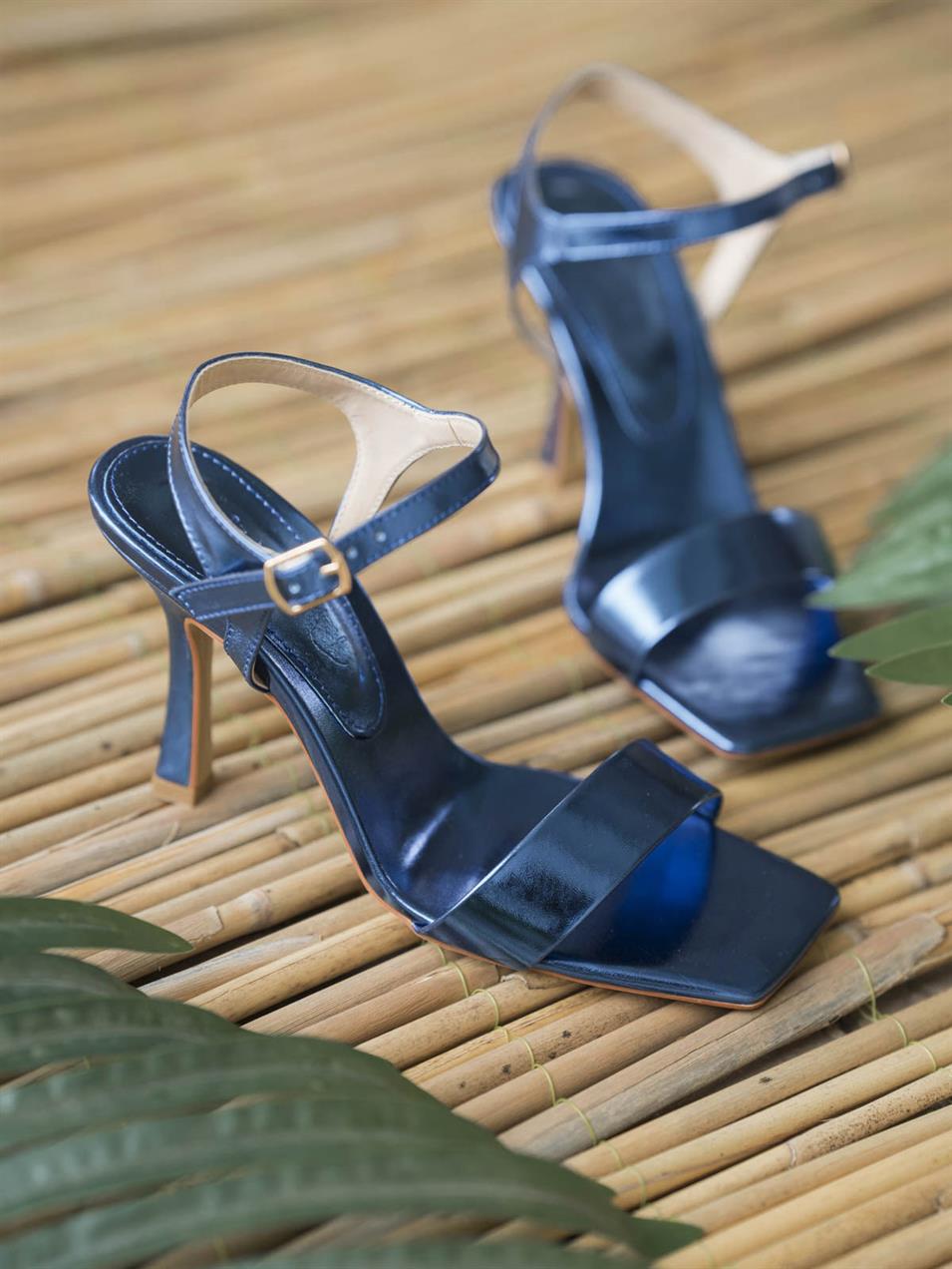 Orlen İnce Bantlı Topuklu Kadın Metalik Deri Ayakkabı Saks Mavi