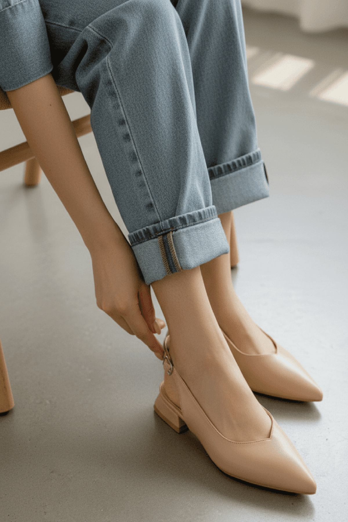 Liona Bej ( 3 cm Topuklu ) Sivri Burun Topuklu Babet