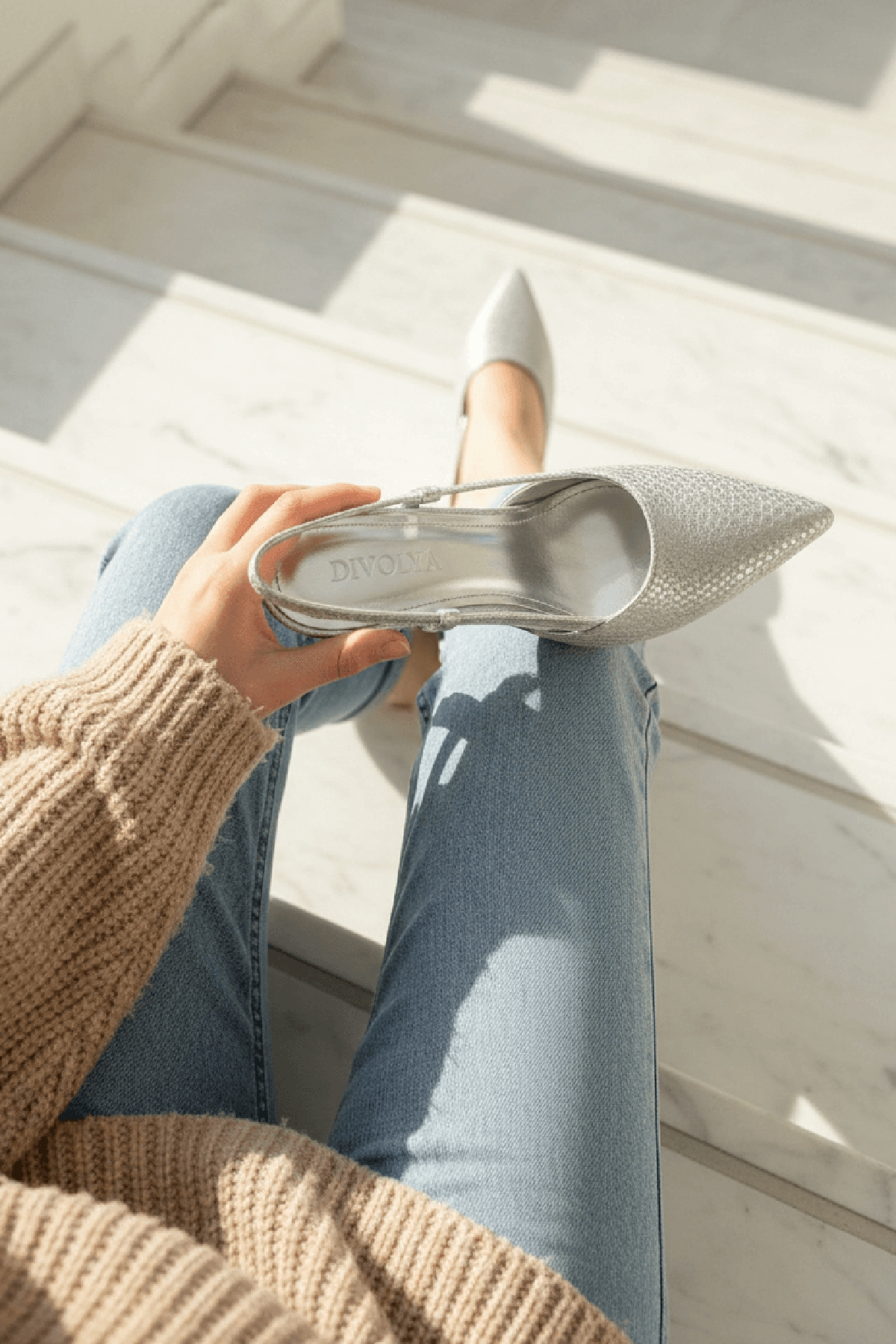 Semiras Gümüş Pul Desenli Yanları Açık ( 9 cm Topuklu ) Sivri Burun Topuklu Ayakkabı