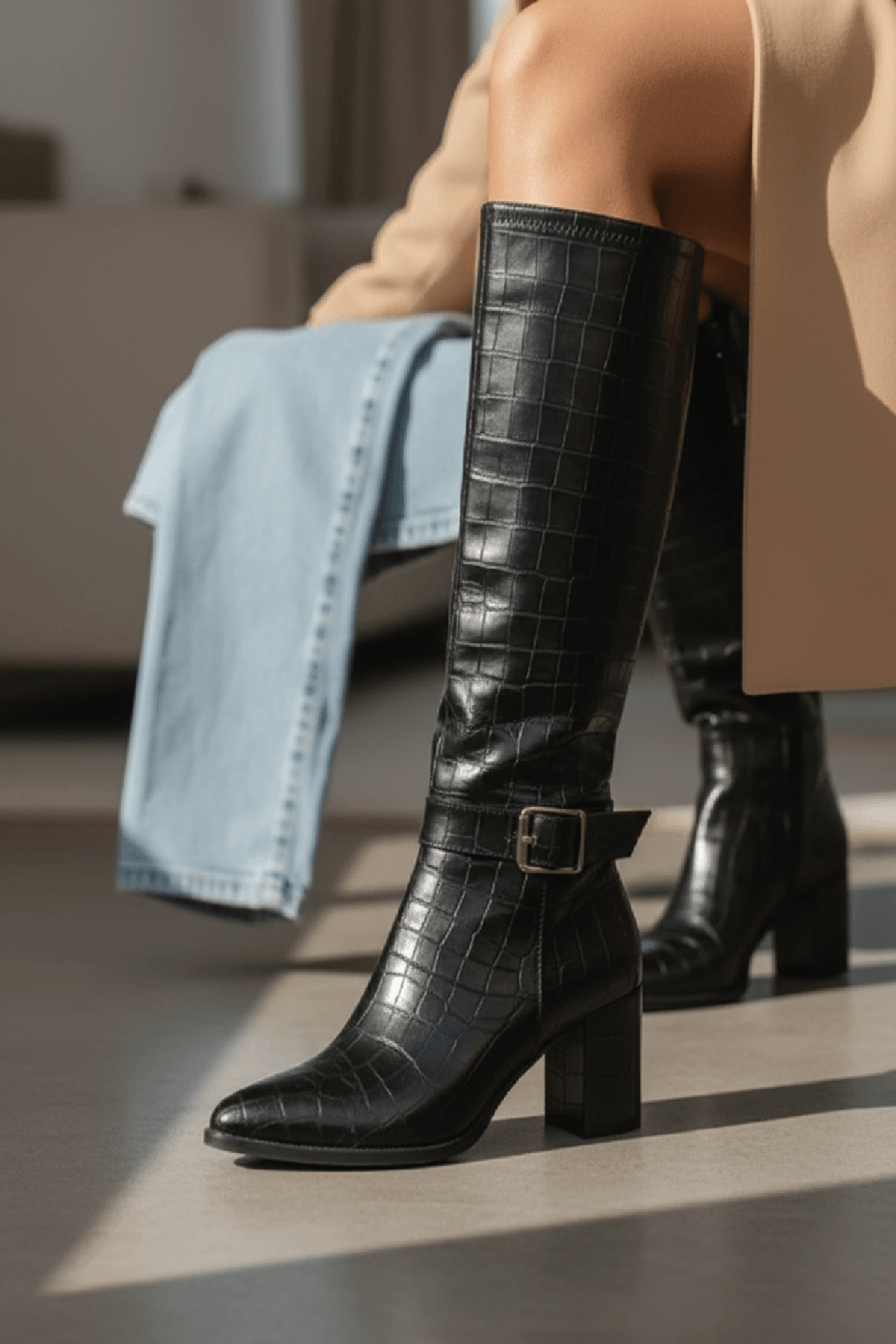 Sidney Siyah Kroko Deri Topuklu (7cm) Yanı Fermuarlı Günlük Kullanım Çizme