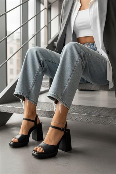 Bello Siyah Cilt ( 9 Cm Topuk ) Platform Topuklu Günlük Ayakkabı