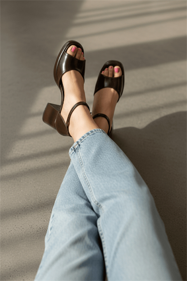 Bomme Kahve Kırışık( 9 Cm Topuk ) Platform Topuklu Günlük Ayakkabı