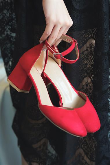 Cordon Kırmızı ( 5 Cm Topuklu) Yuvarlak Burun Topuklu Ayakkabı