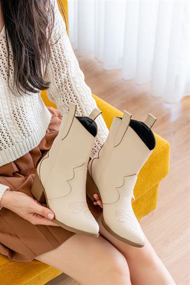 Desperado Bej Nakışlı Deri ( 5 cm Topuk) Günlük Kullanım Kovboy Bot