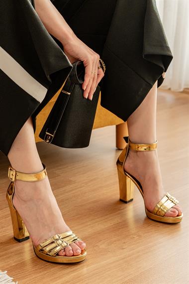 Dora Gold Ayna Rugan Platform (9 cm Topuklu) Ayakkabı