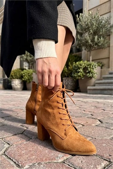 Eliz Taba Süet ( 7cm Topuklu ) Sivri Burun Bağcıklı Günlük Kadın Bot