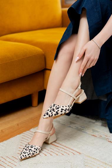 Elsa Bej Leopar Bileğe Dolamalı (4 cm Topuk Boyu ) Sivri Burun Topuklu Babet Ayakkabı